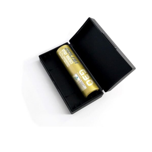 بطارية Golisi G30 18650 داخل علبة سوداء مفتوحة
