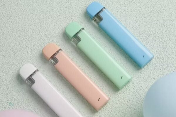 سحبة بوبريل بي ون من يو ويل UWELL POPREEL P1 باللون الأخضر Apple green سحبة بوبريل بي ون من يو ويل UWELL POPREEL P1 باللون الأخضر Apple green